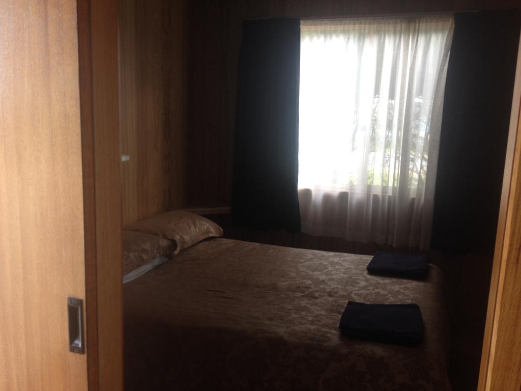 Hillcrest Tourist Park Hotel St Helens Room photo
