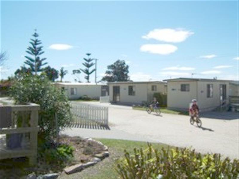 Hillcrest Tourist Park Hotel St Helens Exterior photo