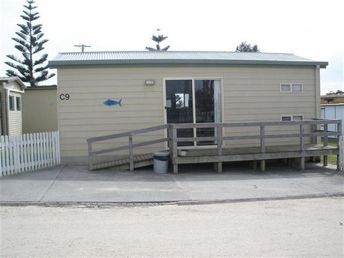 Hillcrest Tourist Park Hotel St Helens Exterior photo